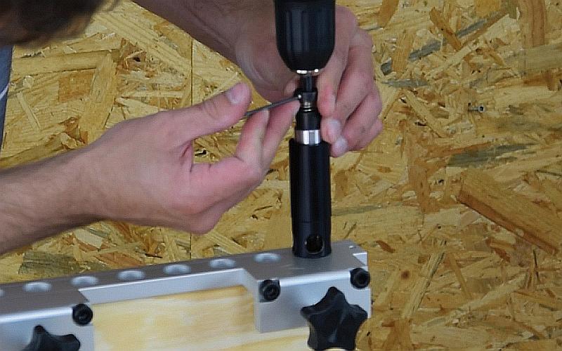 Step-by-step dowel joint production  - depth of drilling set up