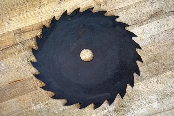 How to choose the right saw blade for wood??