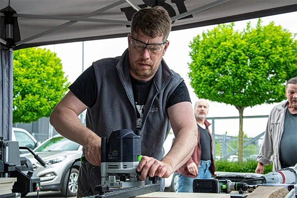 The First Tool Day at IGM
