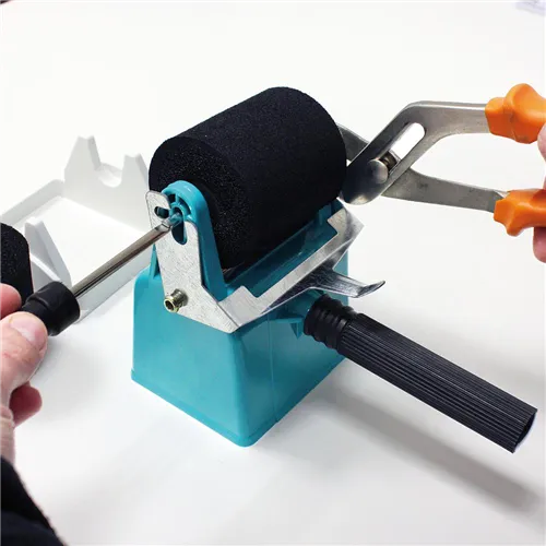 IGM Hand-held Glue Spreader 74 mm with a Stand