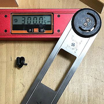 IGM Fachmann Digital Angle Finder