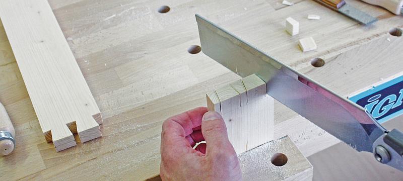 Dovetail joint production - cutting the pin